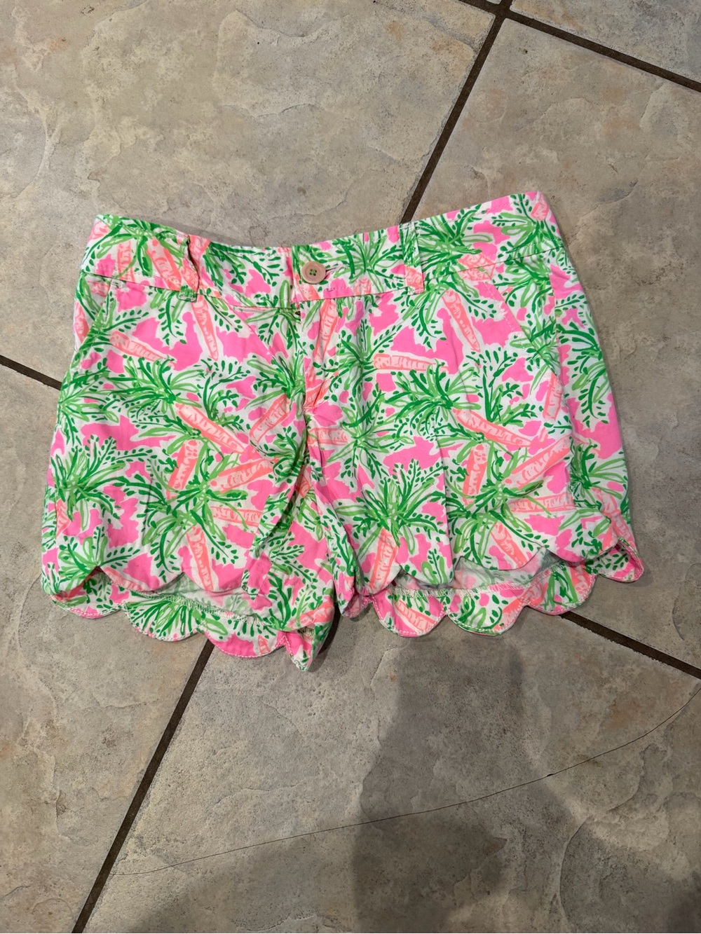 Lilly Pulitzer Pink Scallop Hem Women's Shorts